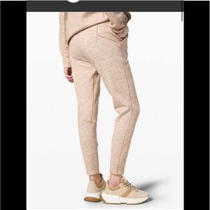 LULULEMON Esker Wool Joggers